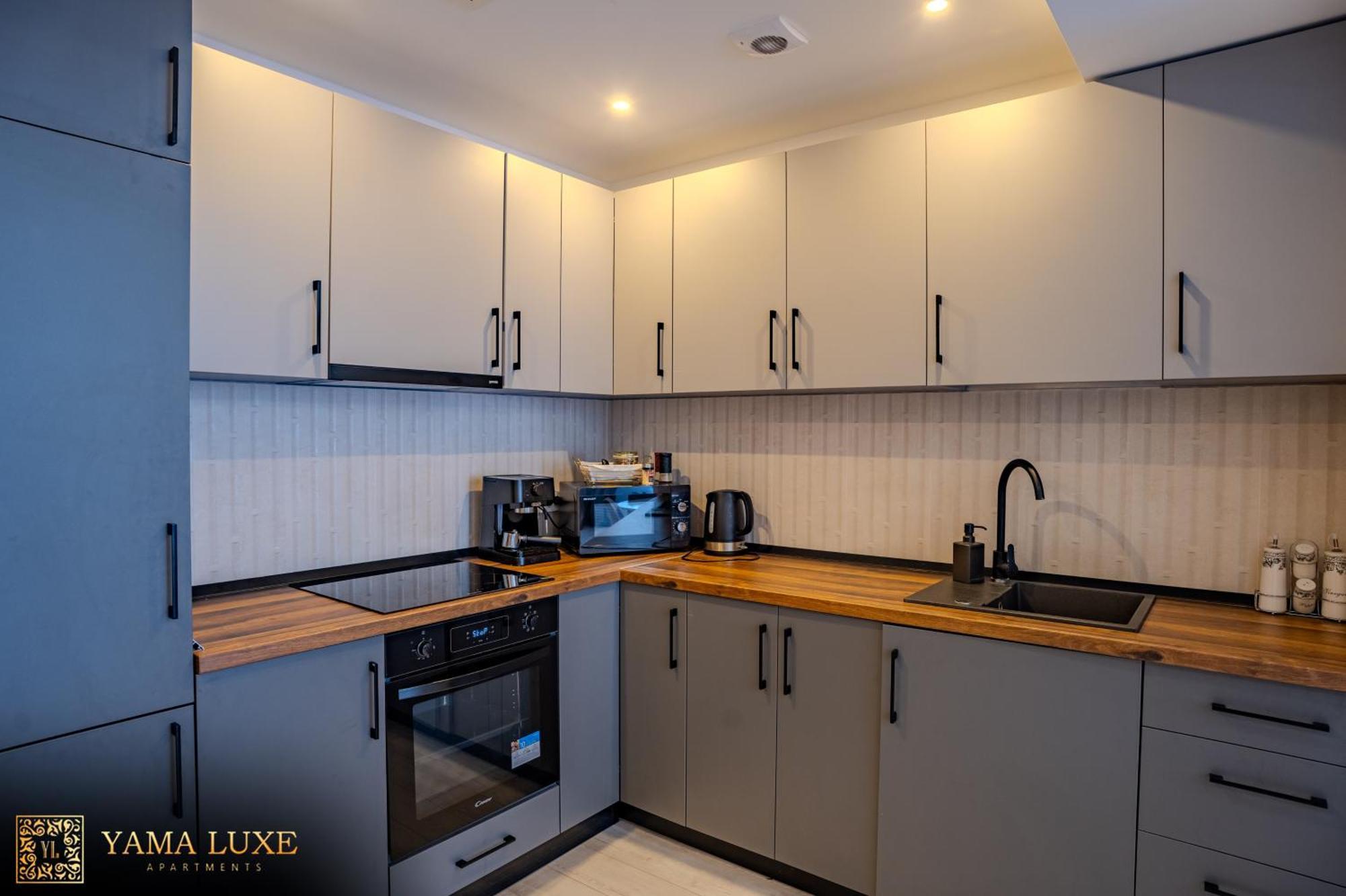 Yamaluxe Apartments - Silent & Primitive With Relaxing Area 부쿠레슈티 외부 사진